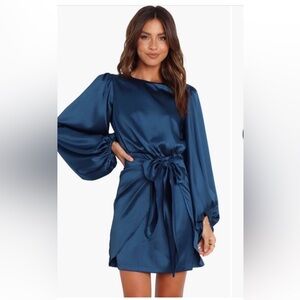 Petal + Pup Satin Long Sleeve Tie Dress US 6